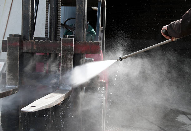 Best Roof Pressure Washing  in Bigfork, MT